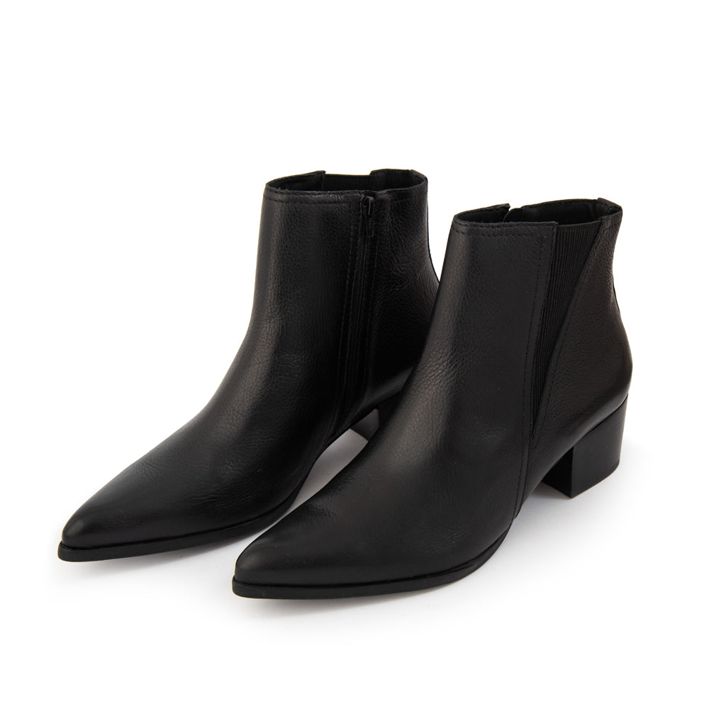 Botin fernanda cuero negro