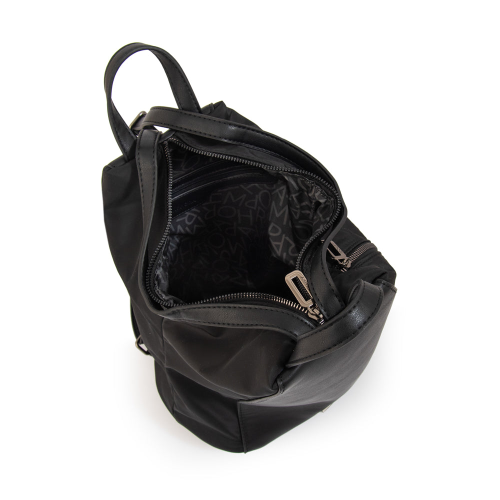 Mochila cloe mediana negro