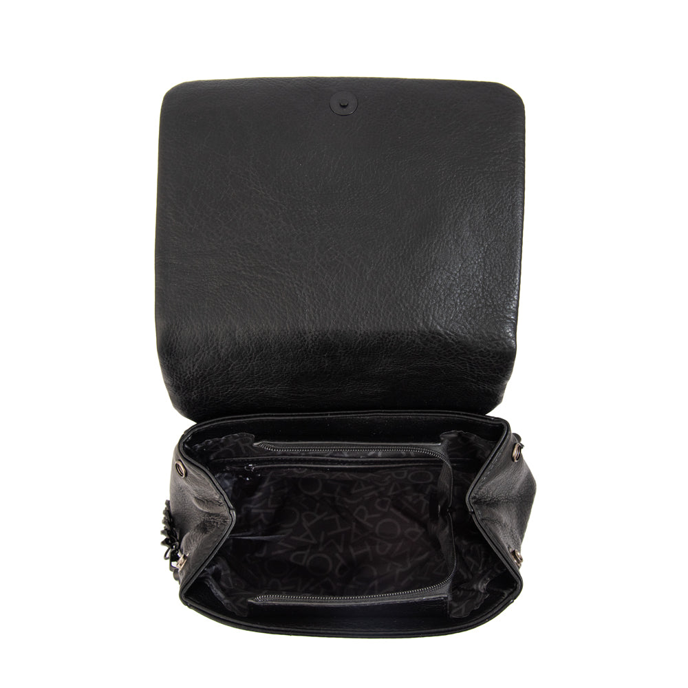 Mochila con tapa tatiana pequeña negro