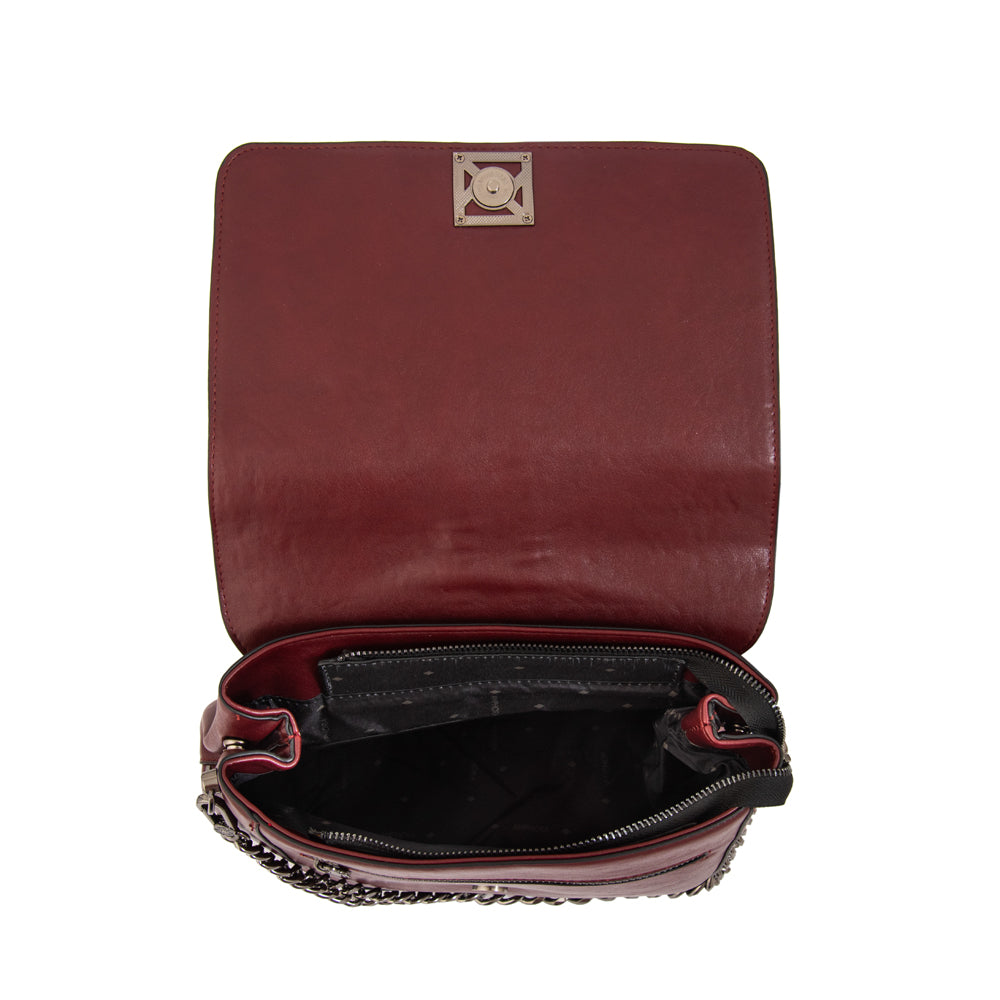 Mochila con tapa romina mediana burdeo