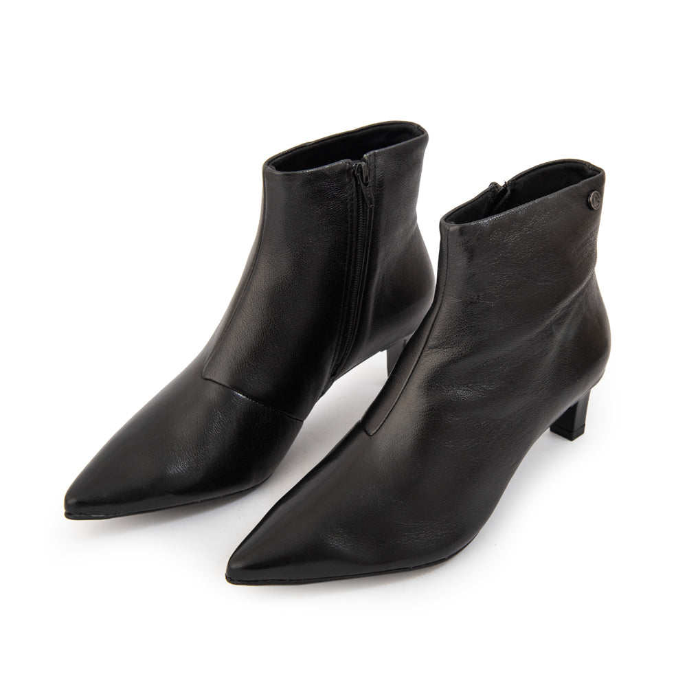 Botin irina cuero negro