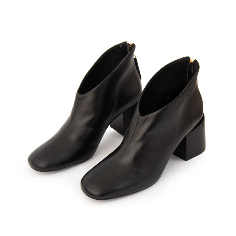 Bootie marisa cuero negro