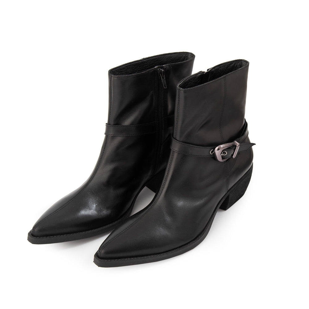 Botin salma cuero negro