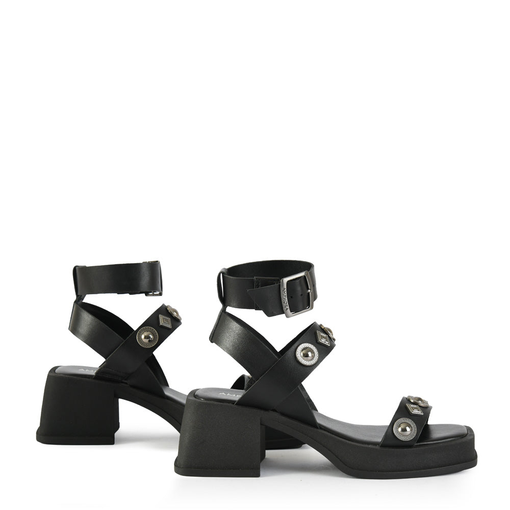 Sandalia celta cuero negro