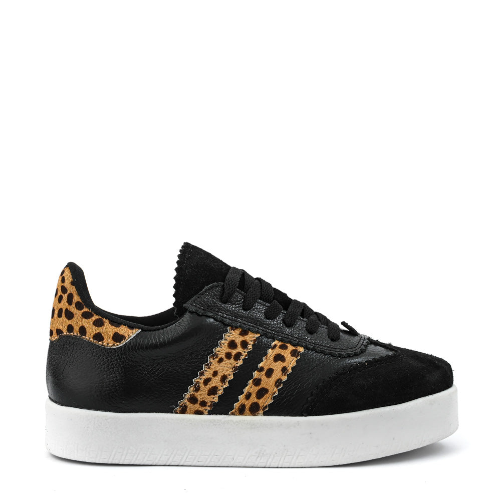Zapatilla paty cuero negro