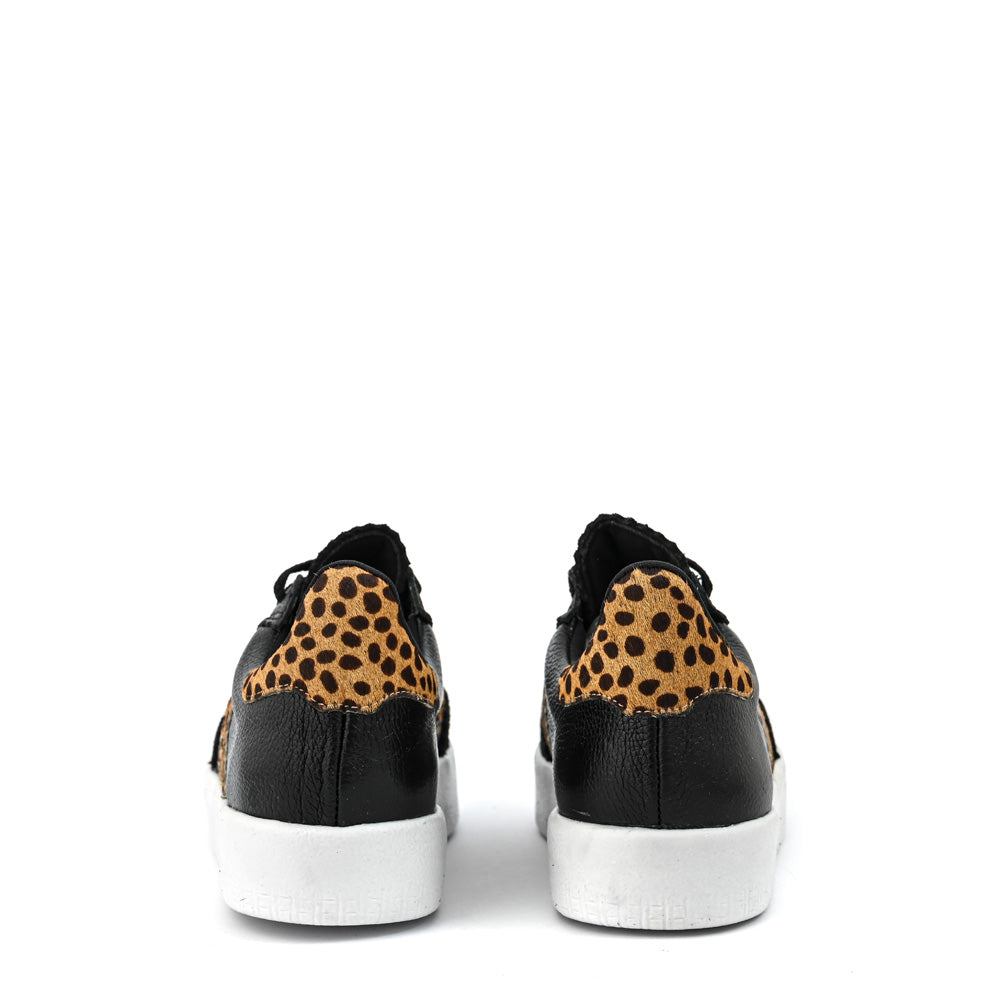 Zapatilla paty cuero negro