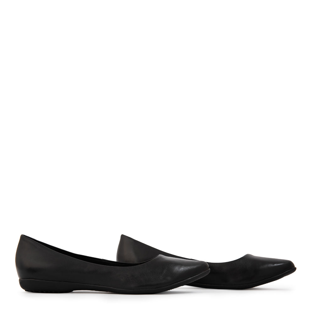 Zapato matilda cuero negro