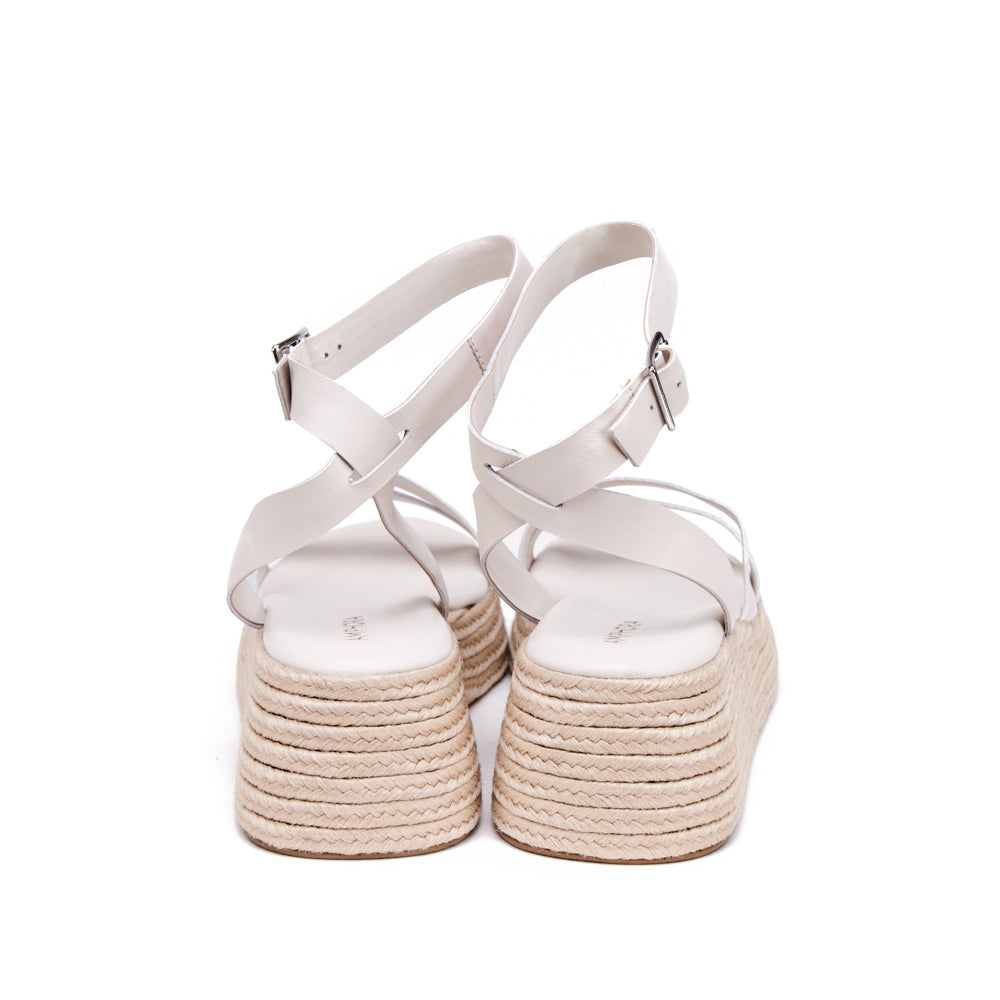 Sandalia carolina cuero blanco crudo