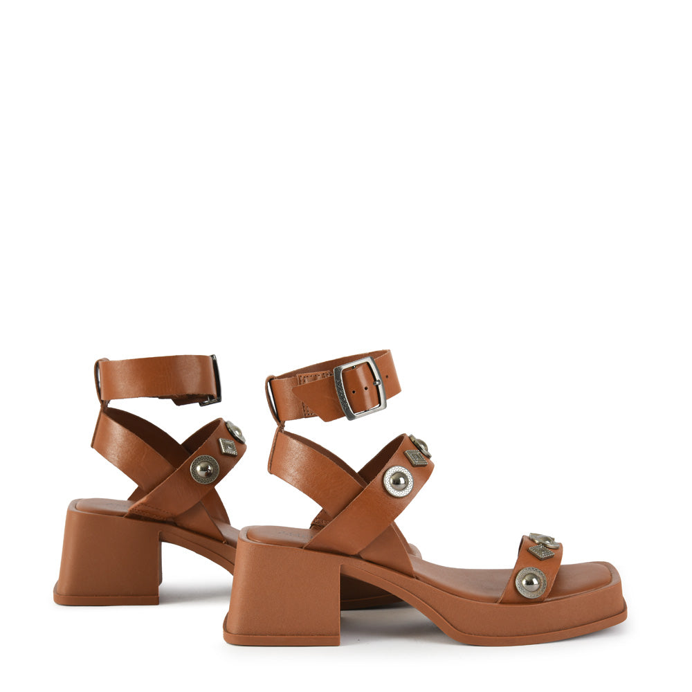 Sandalia celta cuero camel
