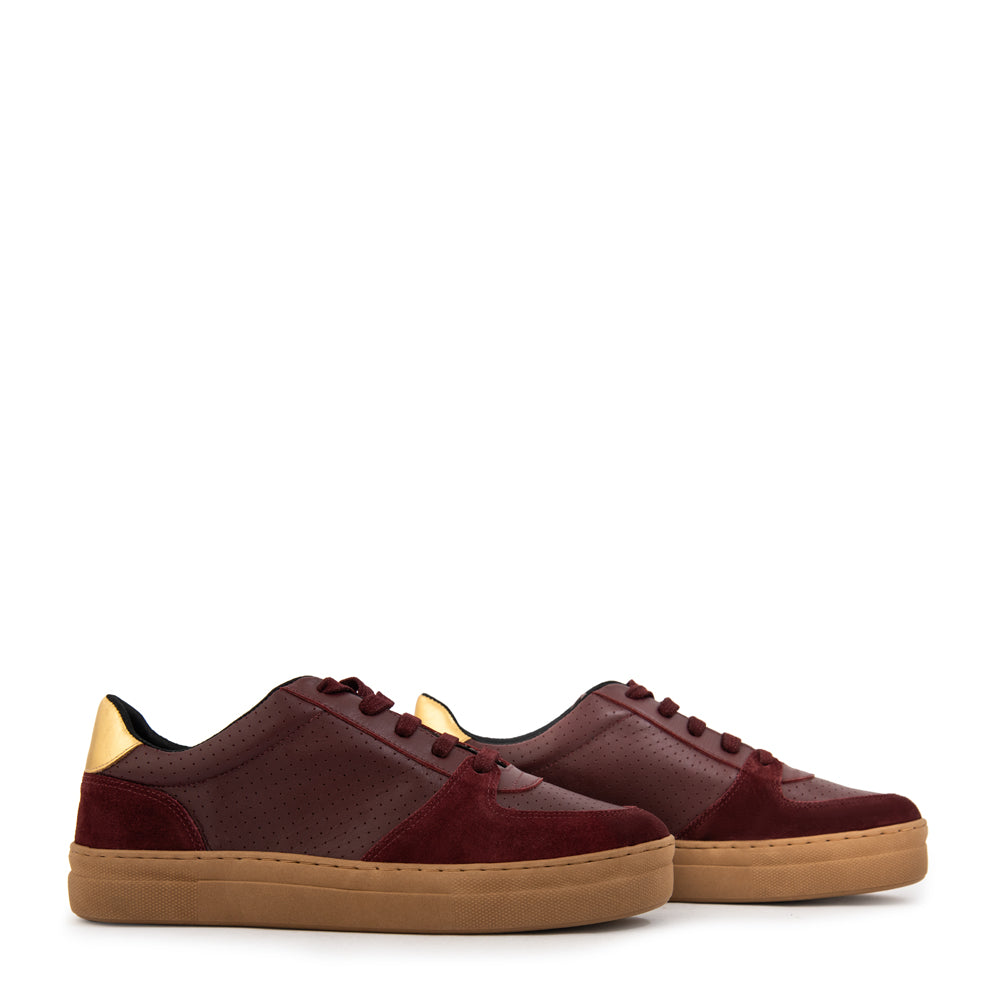 Zapatilla ester cuero burdeo