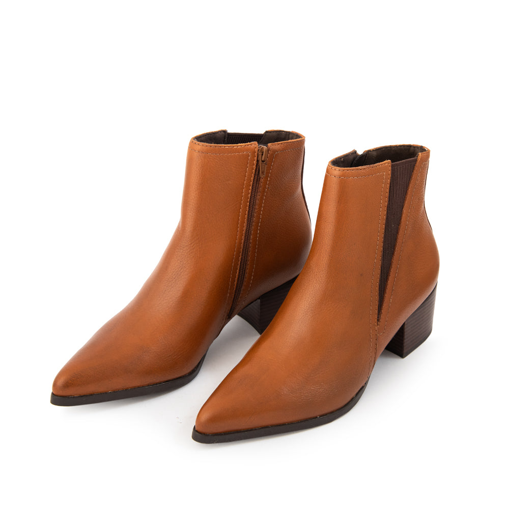 Botin fernanda cuero camel