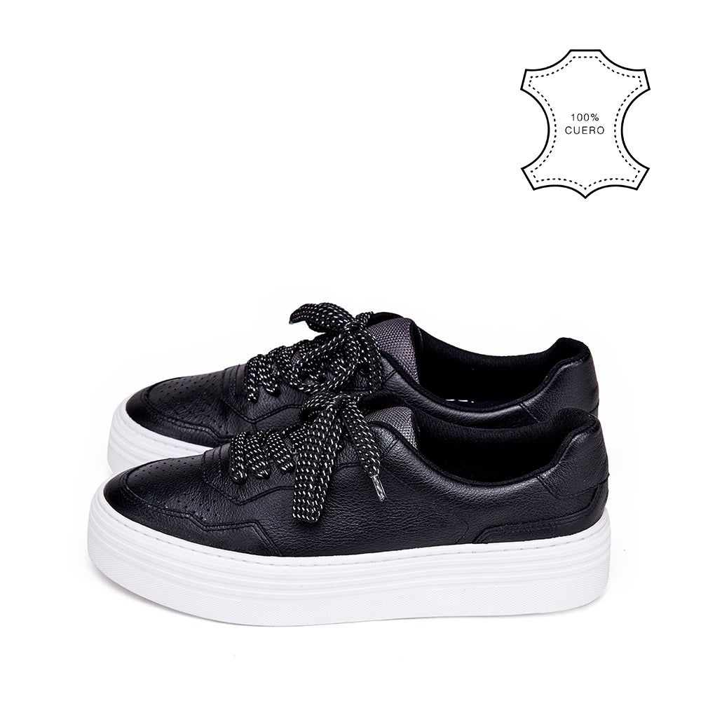 Zapatilla gabriela cuero negro