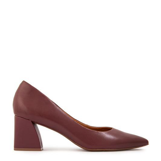 Zapato tipo reina luna cuero burdeo