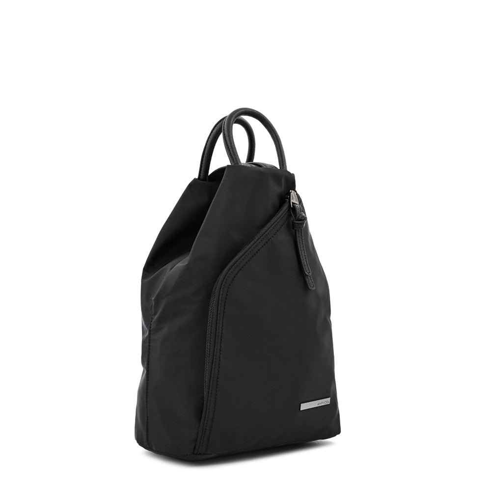Mochila yomy mediana negro especial