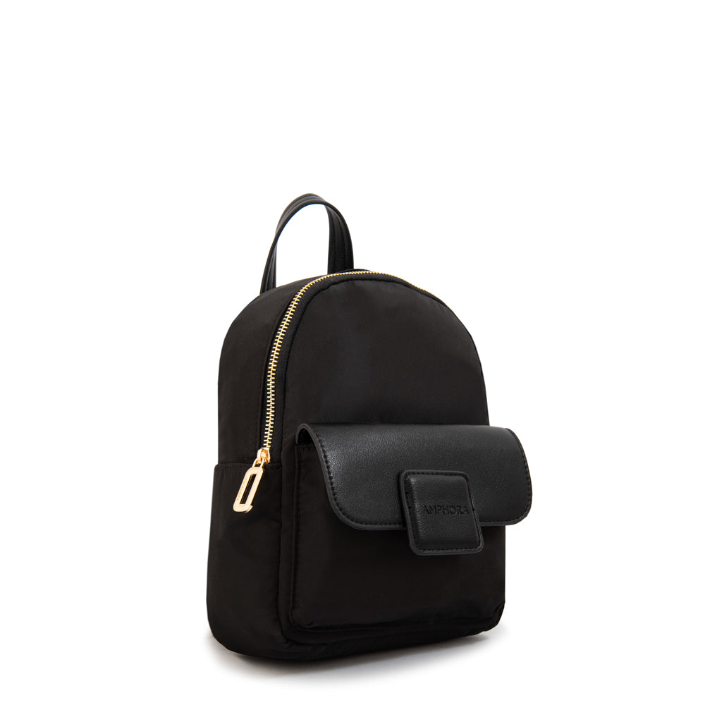 Mochila con tapa osaka pequeña negro especial