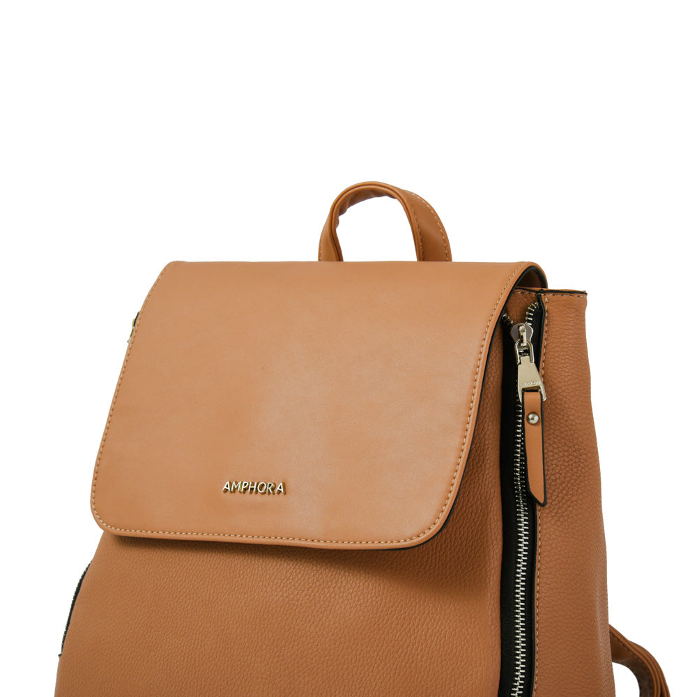 Mochila con tapa mediana neferet camel