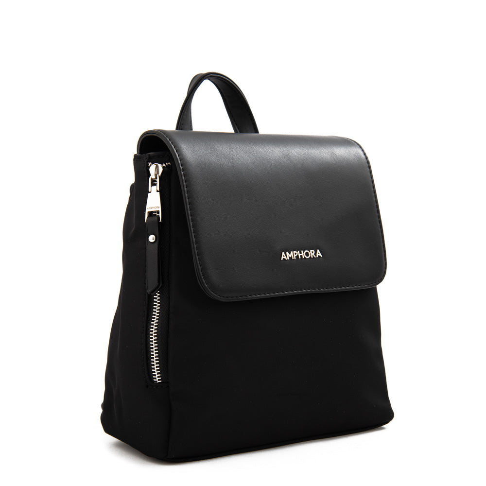 Mochila con tapa neferet mediana negro especial
