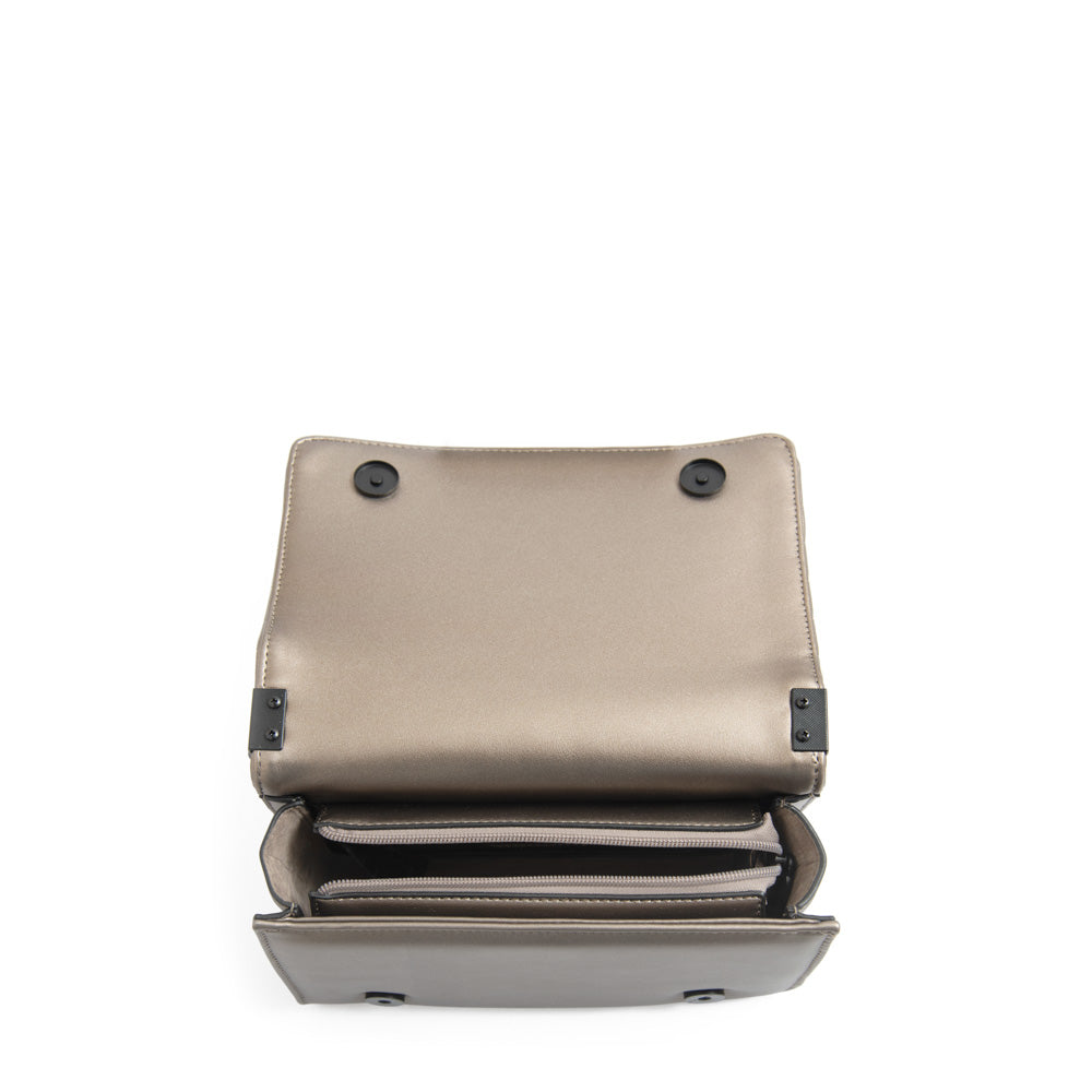Cartera bandolera con tapa muller pequeña plateado oscuro