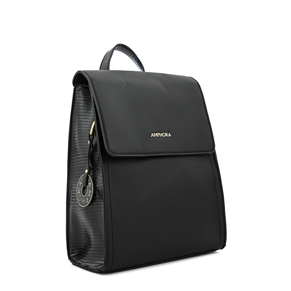 Mochila con tapa nila mediana negro especial
