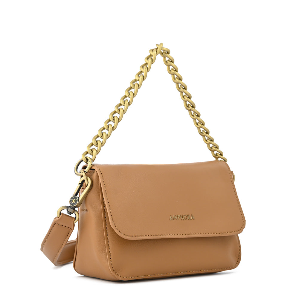 Cartera bandolera con tapa pequeña brady camel