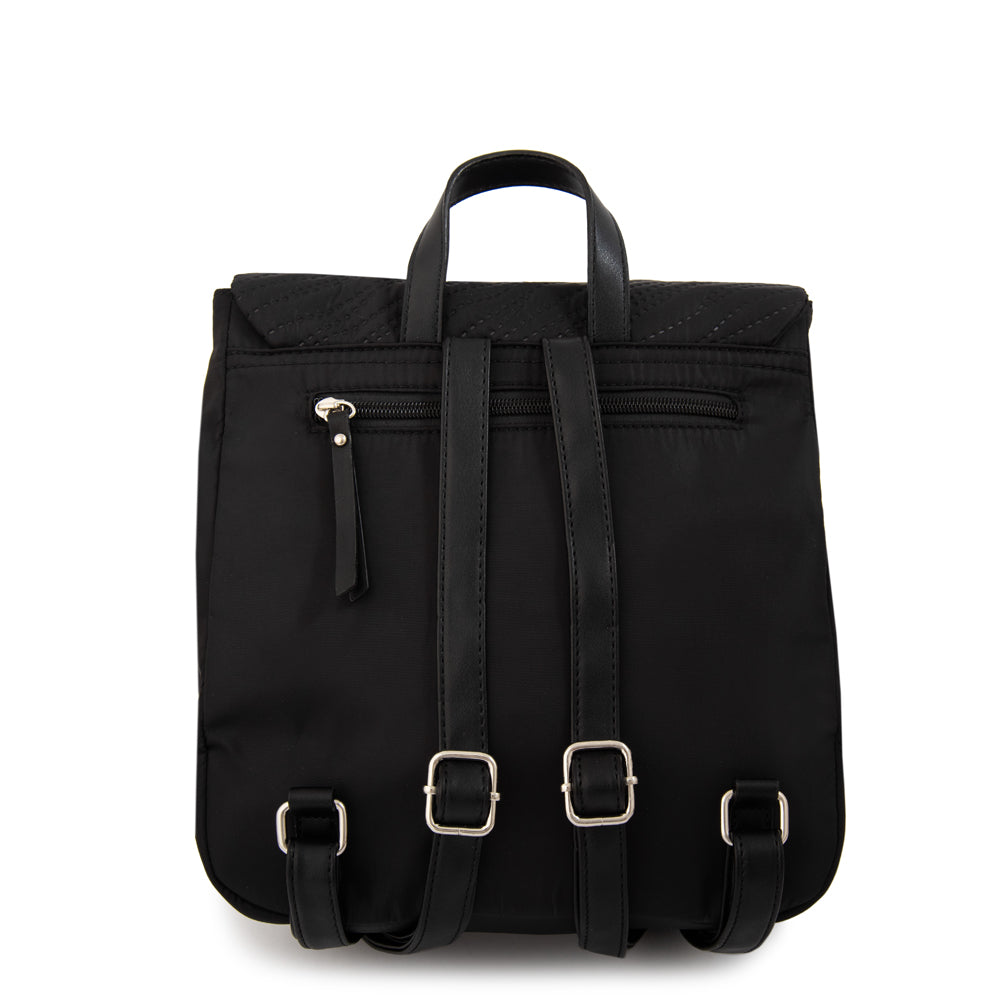 Mochila con tapa guinea mediana negro especial