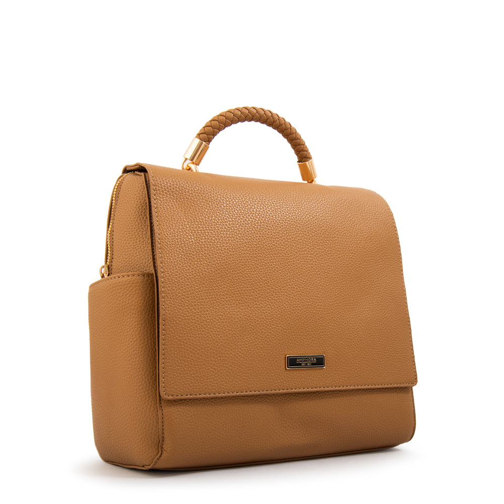 Mochila con tapa rosy mediana camel