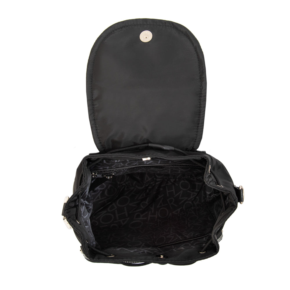 Mochila con tapa gelatto mediana negro especial