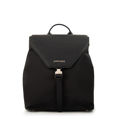 Mochila con tapa dayla mediana negro especial