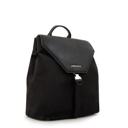 Mochila con tapa dayla mediana negro especial