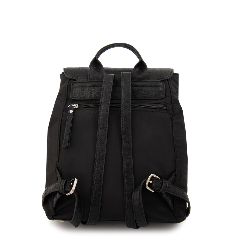 Mochila con tapa dayla mediana negro especial