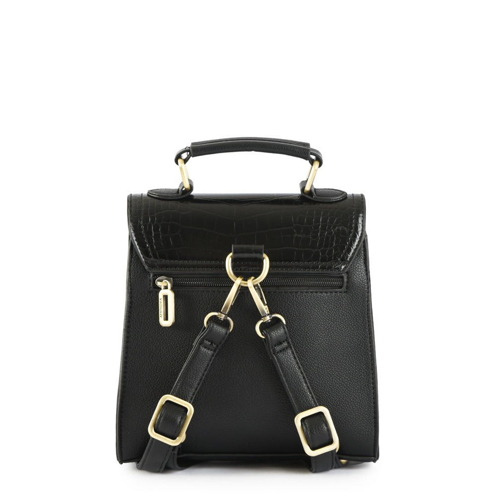 Mochila con tapa kelly pequeña negro especial