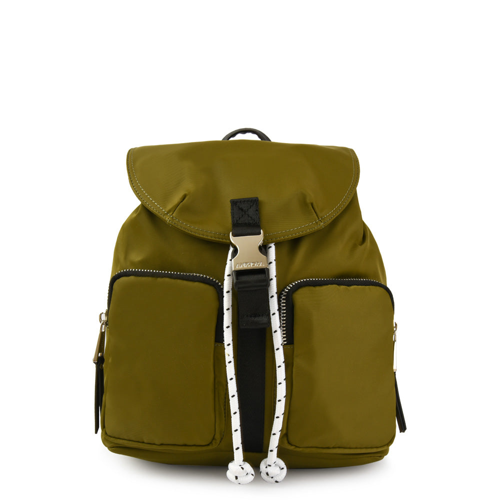 Mochila Con Tapa Grande Birambi Verde Oliva