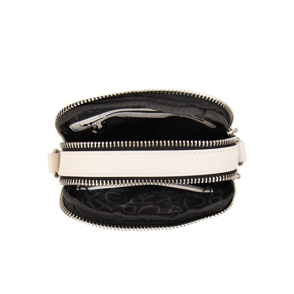 Cartera bandolera pequeña hibra blanco crudo