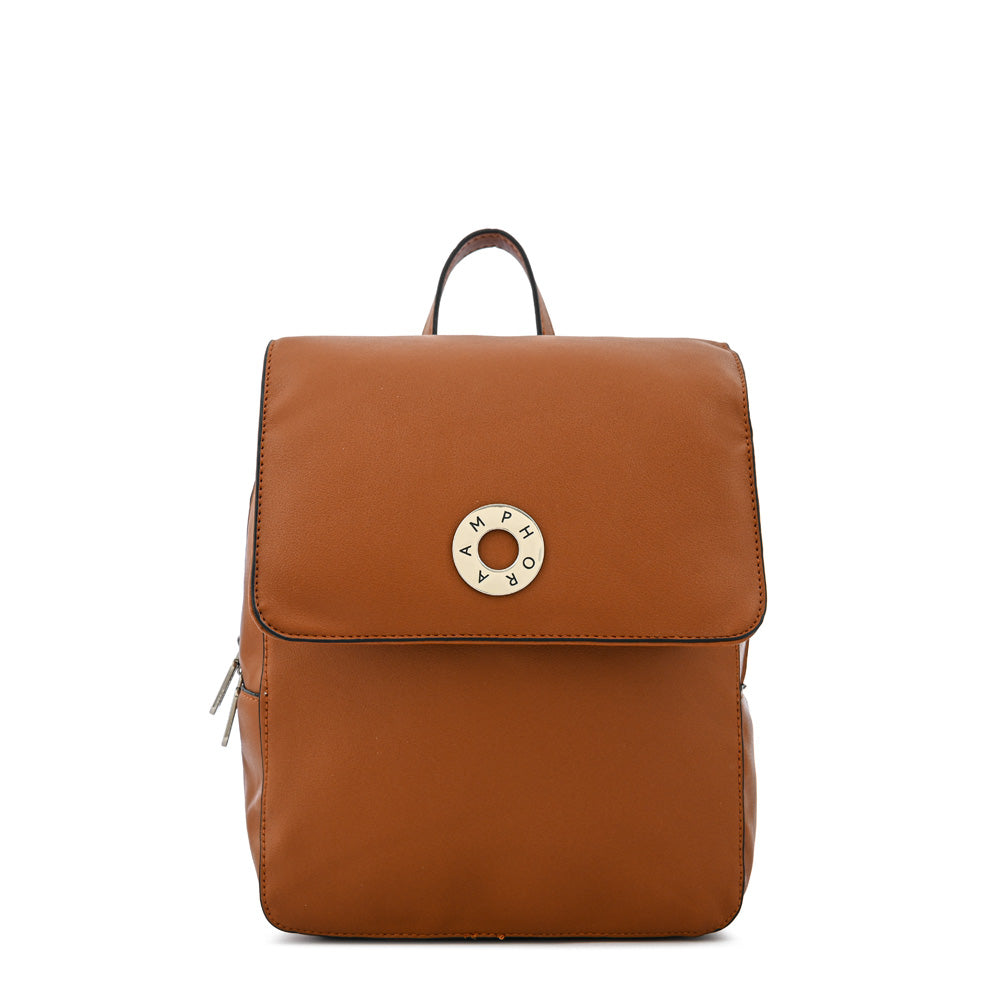 Mochila con tapa orieta mediana