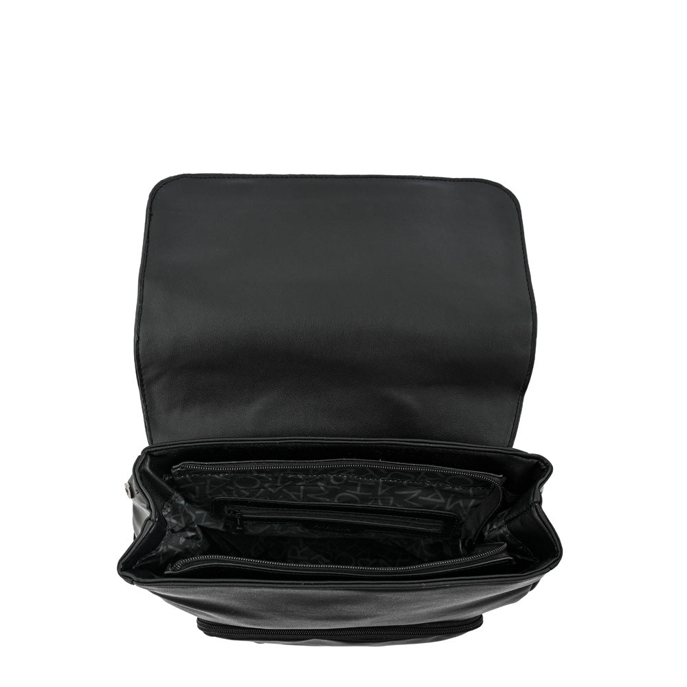 Mochila con tapa samira mediana negro