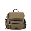 Mochila con tapa harmonie mediana verde oliva