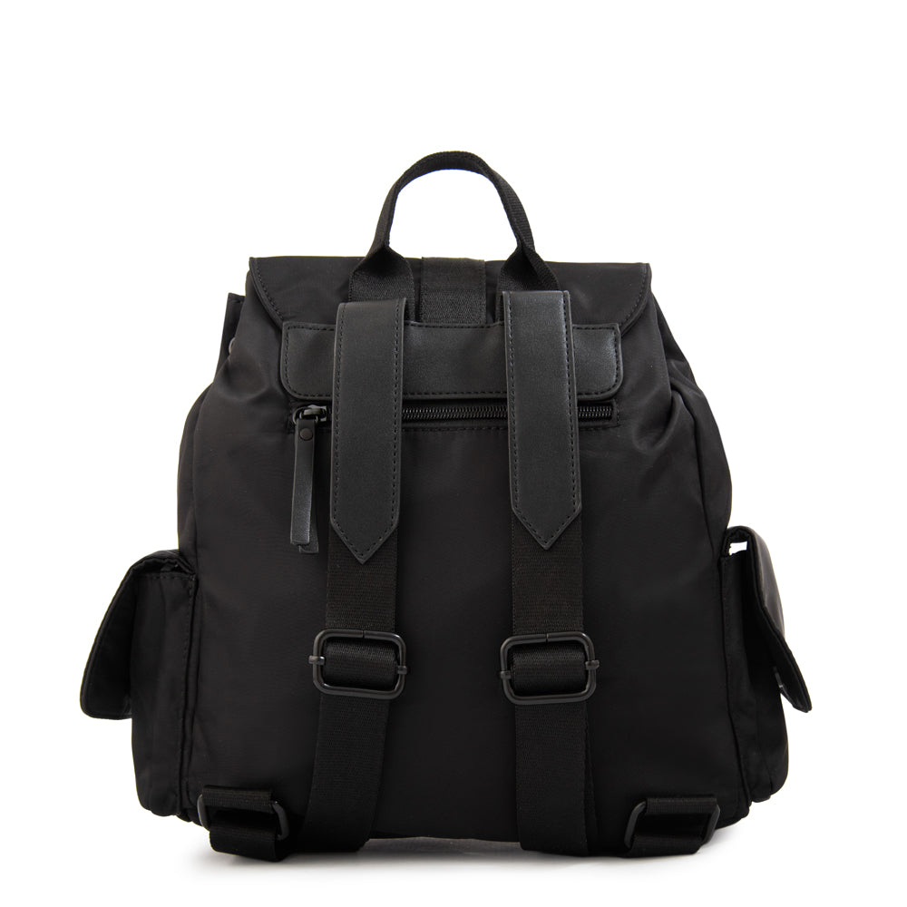 Mochila con tapa tina mediana negro