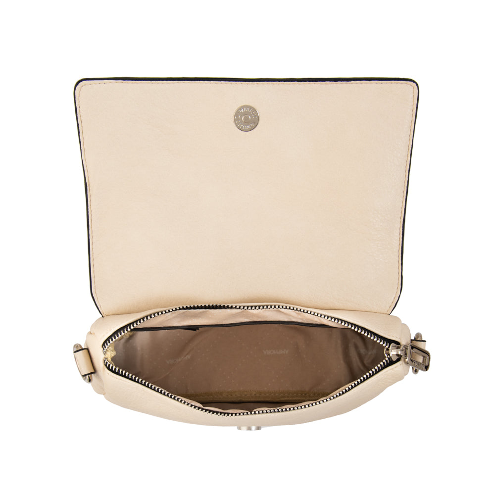 Cartera bandolera con tapa marlet pequeña blanco crudo