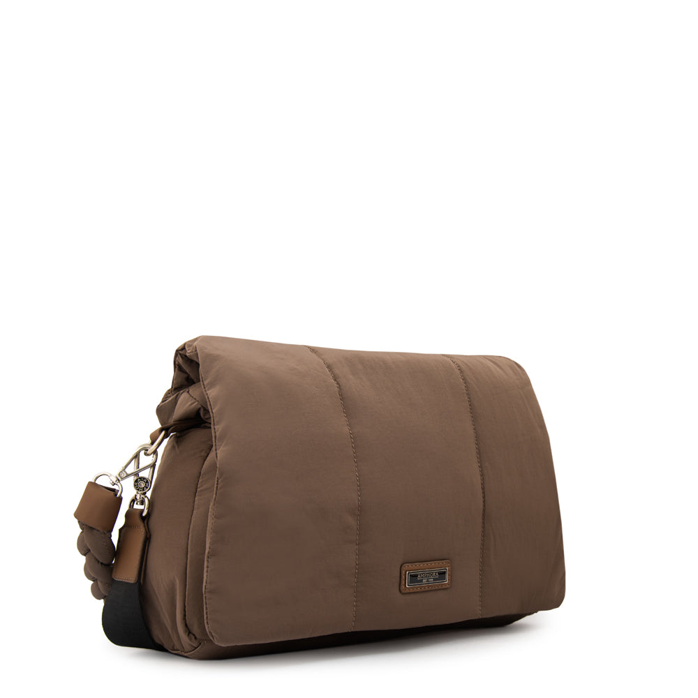 Cartera bandolera con tapa trinity grande taupe oscuro