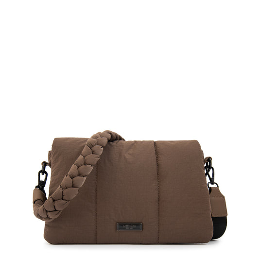 Cartera bandolera con tapa trinity mediana taupe oscuro
