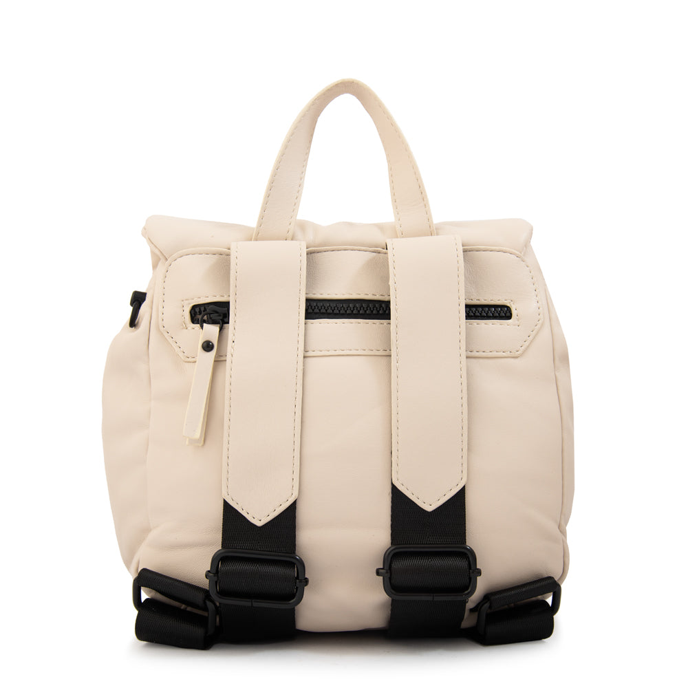 Mochila con tapa trinity pequeña blanco crudo