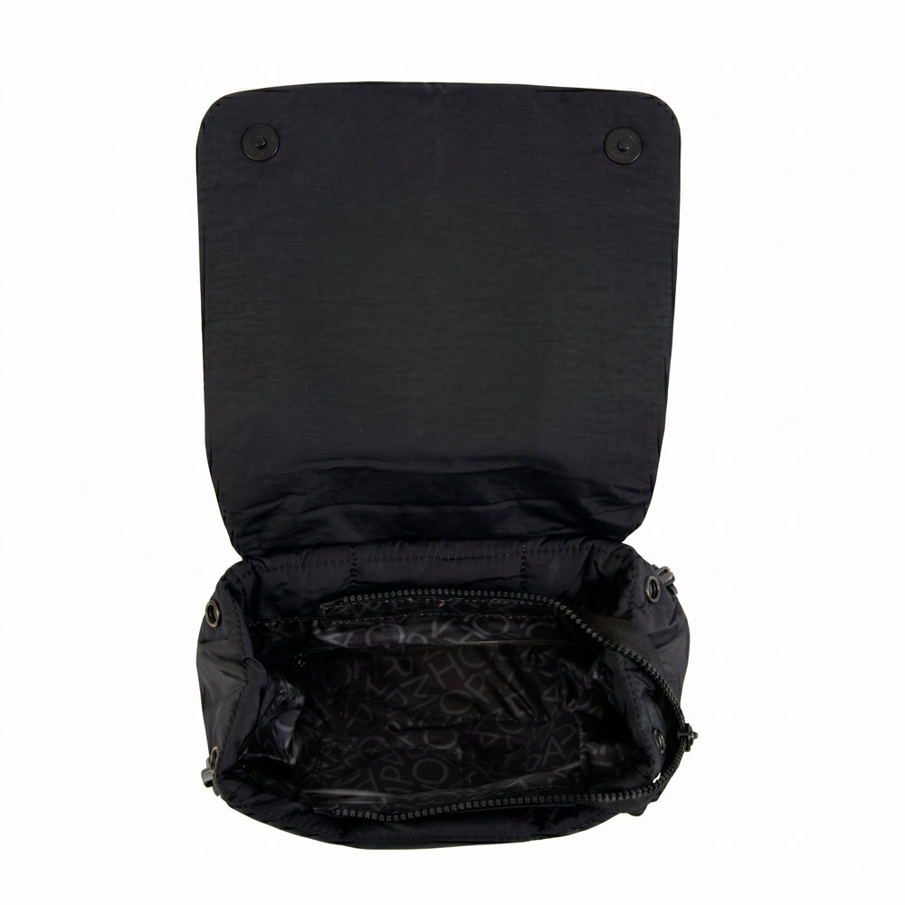 Mochila con tapa trinity pequeña negro