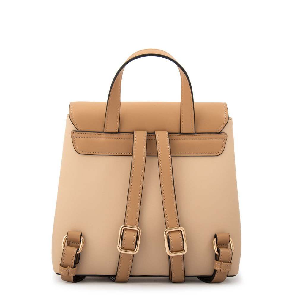 Mochila con tapa melissa mediana beige