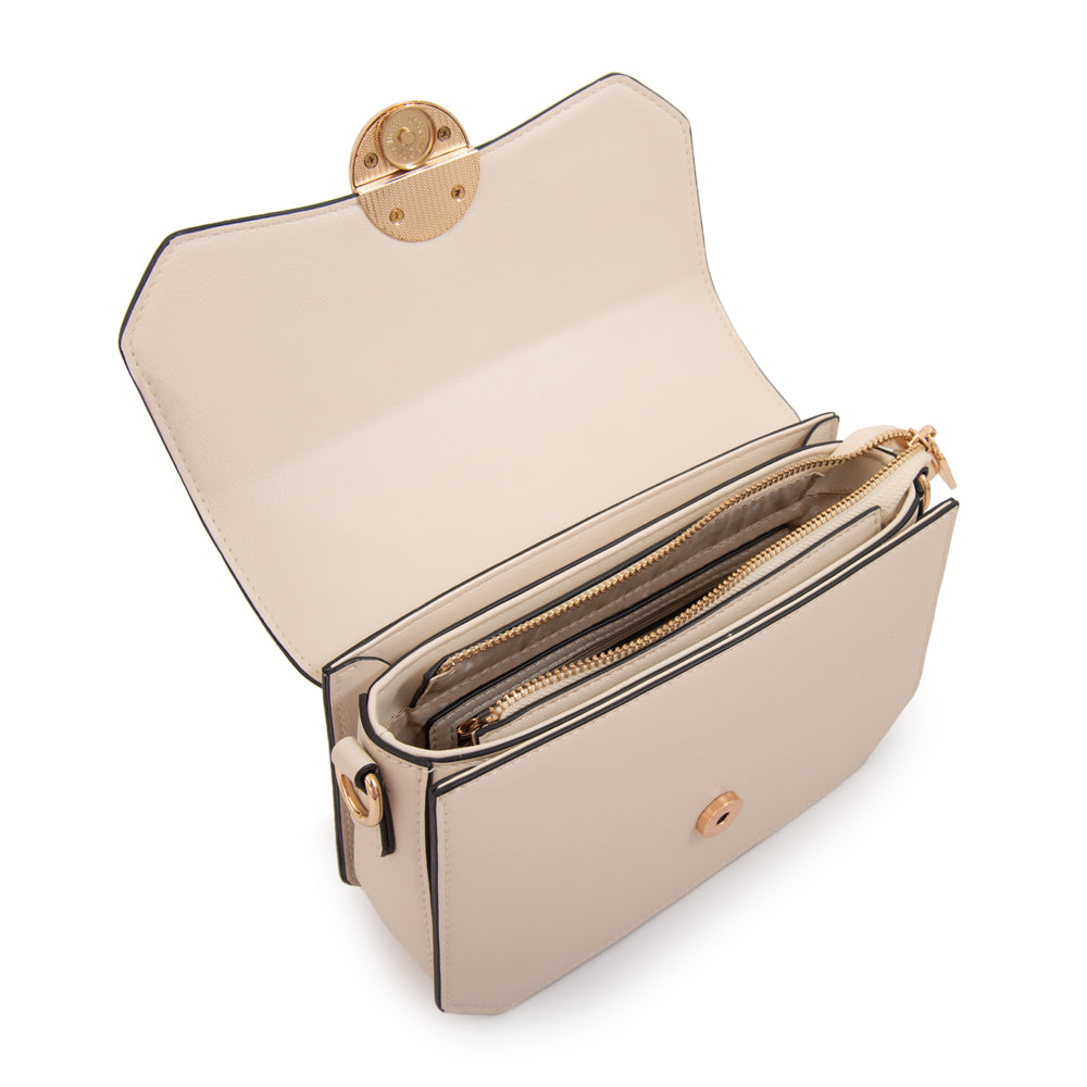 Cartera bandolera con tapa vania mediana blanco crudo
