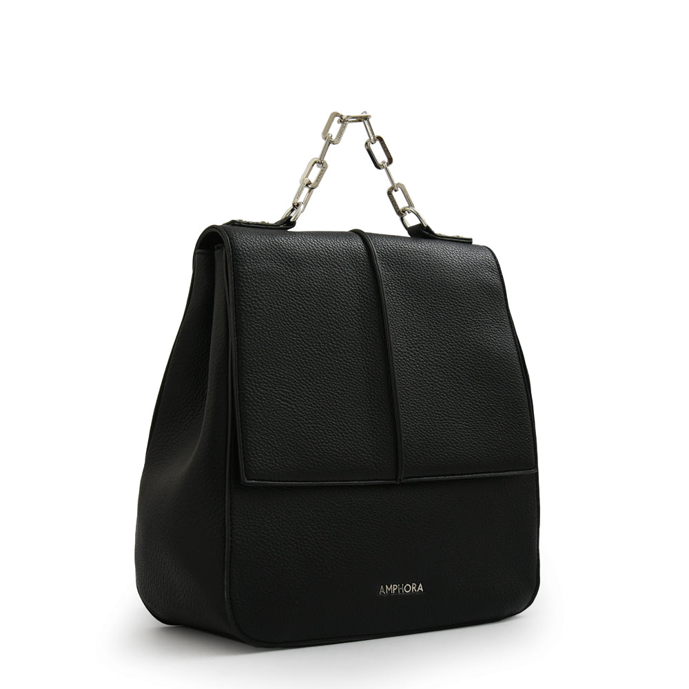 Mochila con tapa carol mediana negro