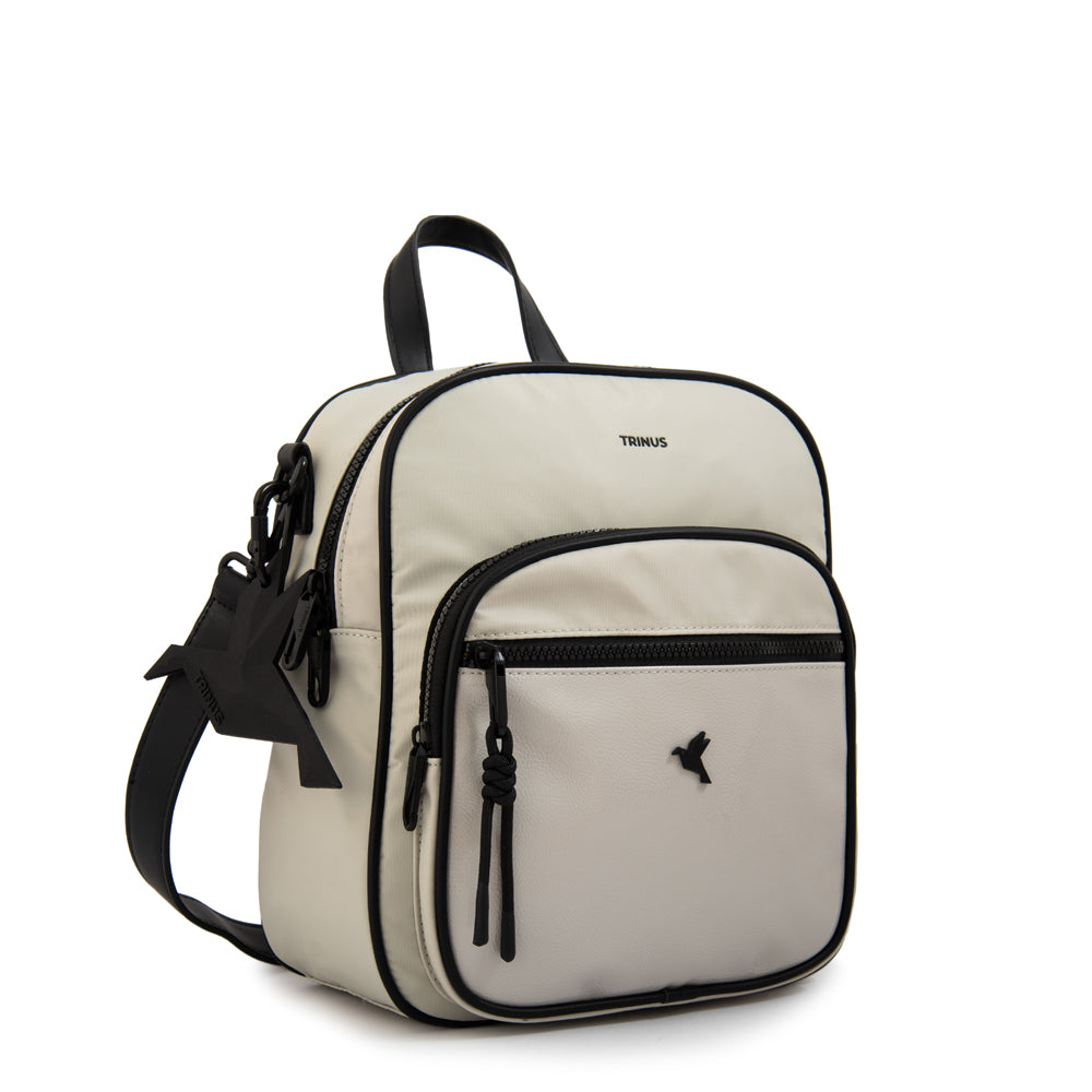 Mochila mediana carina gris claro