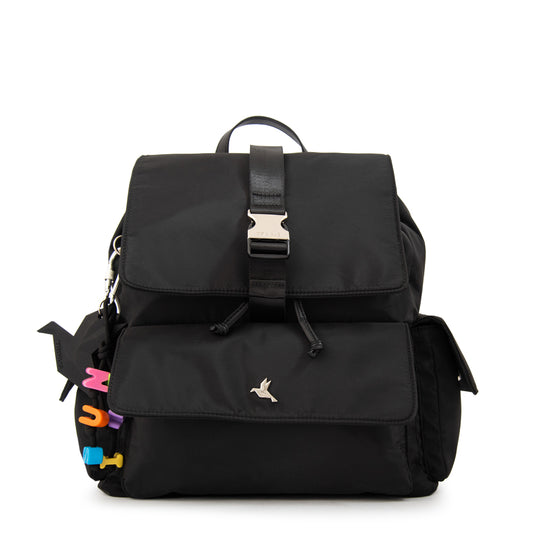 Mochila con tapa melania mediana negro