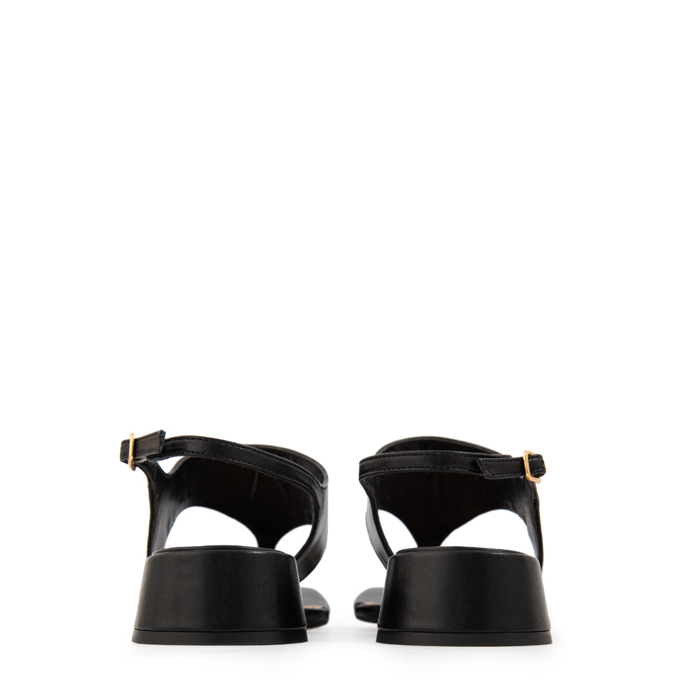 Sandalia amalfi cuero negro