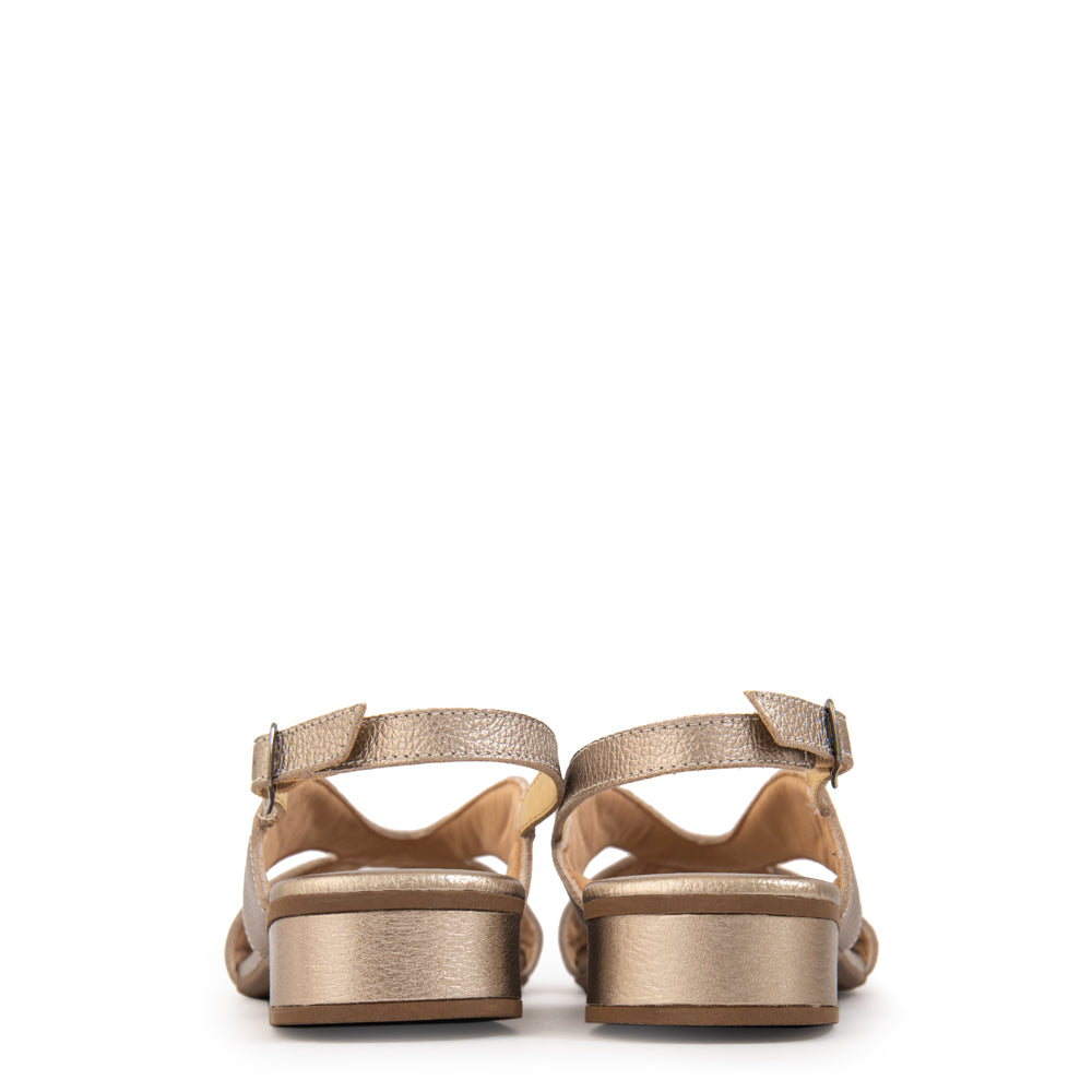 Sandalia ami plateado