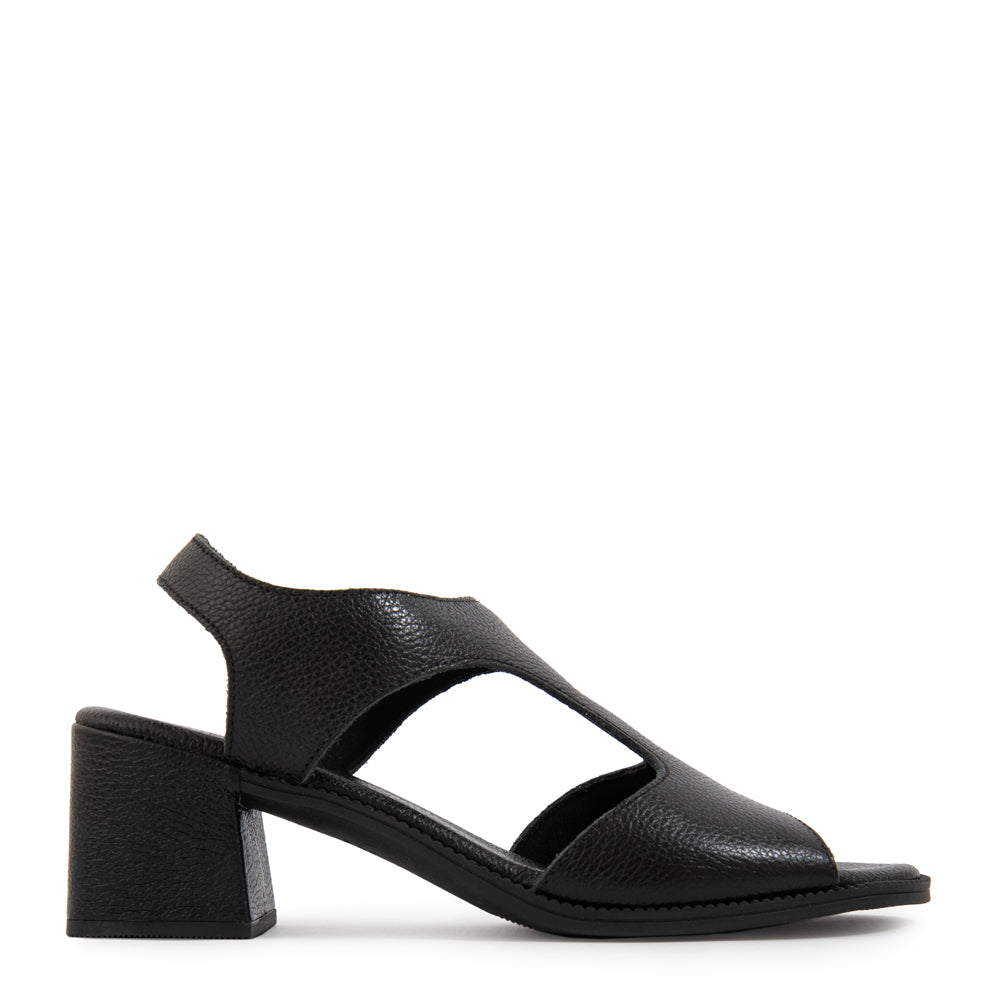 Sandalia bianca cuero negro